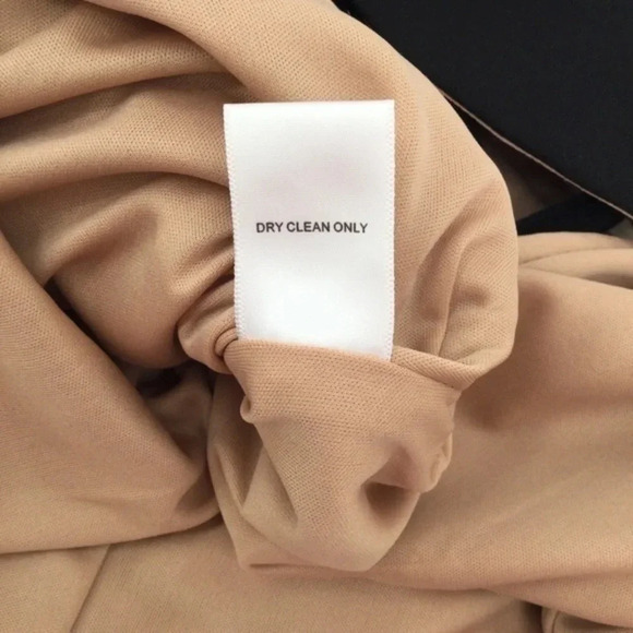 Strut & Bolt Beddington Ruffle Detail MIDI Dress NWT - Picture 5 of 5